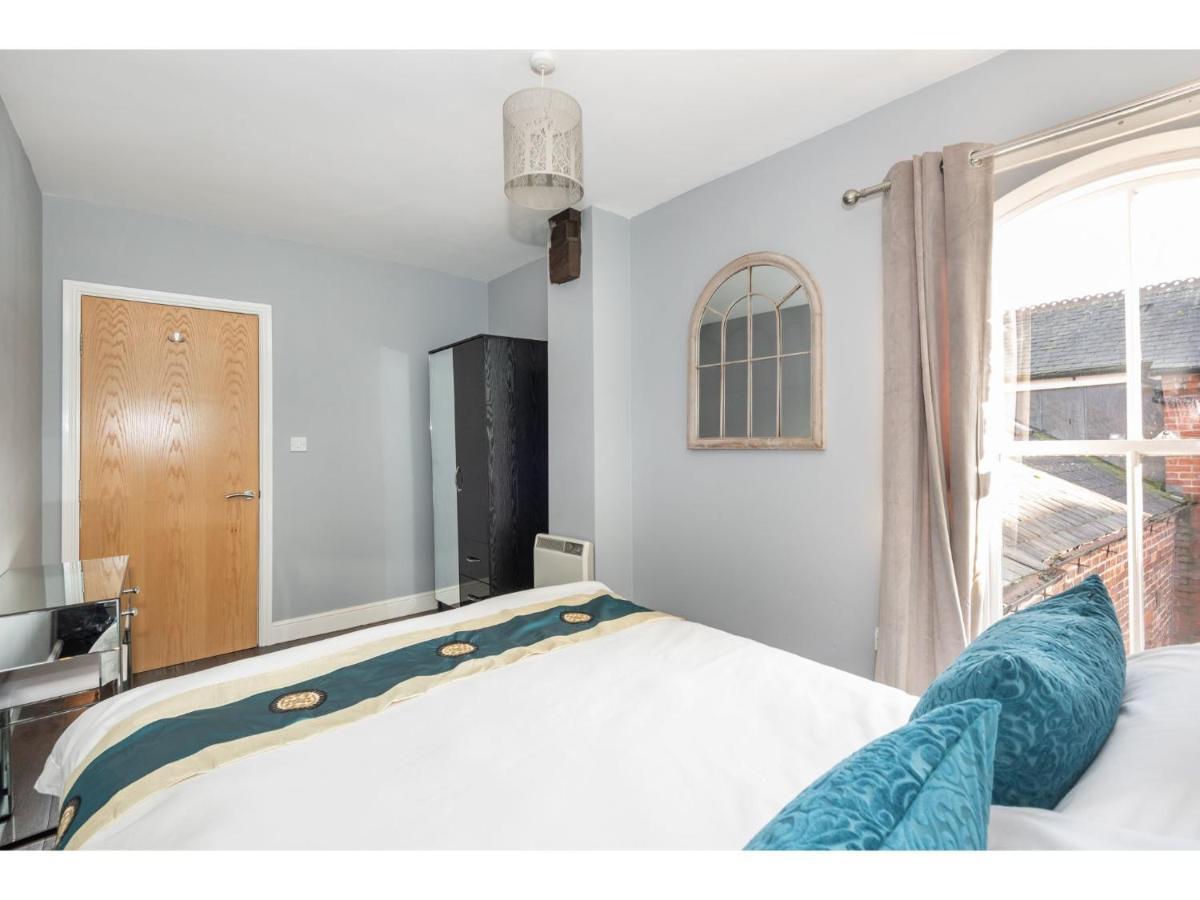 Riverside Apt - Heart Of The I Pass The Keys