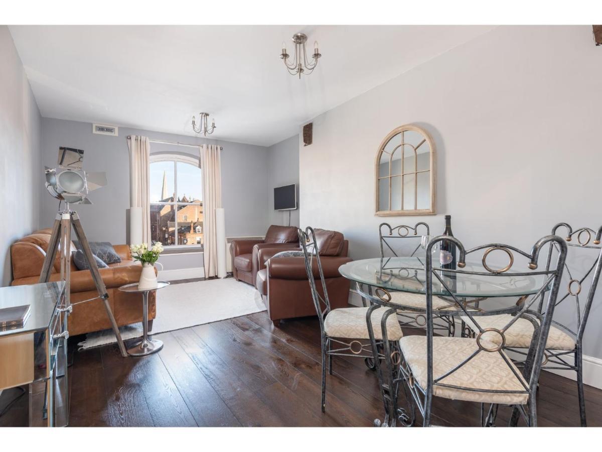 Riverside Apt - Heart Of The I Pass The Keys * York